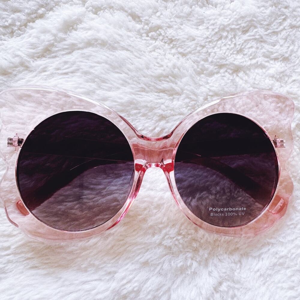 Eliza Light Pink Butterfly-shaped Sunglasses